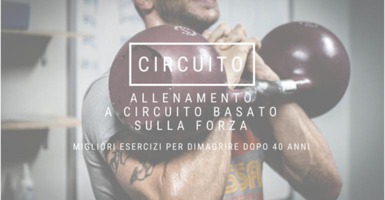 IL TERZO DEI 5 MIGLIORI ESERCIZI PER DIMAGRIRE PER UOMINI DOPO I 40 ANNI